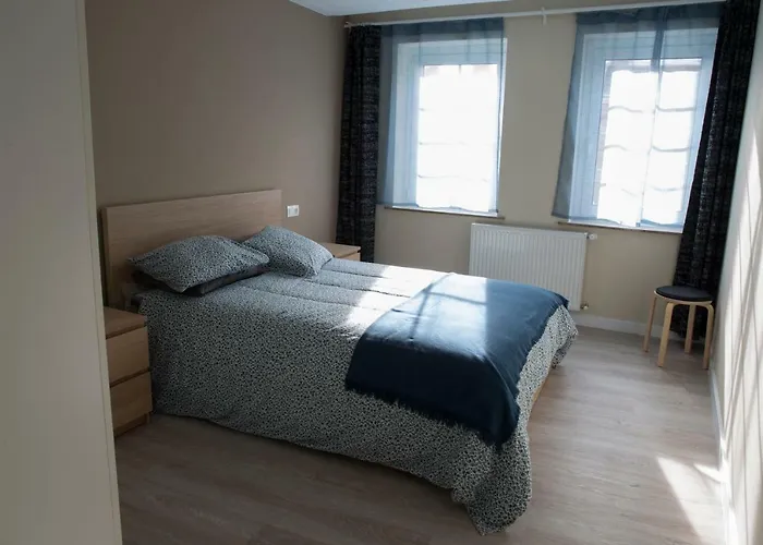 Casa Del Columpio En Pleno Centro De Lugo