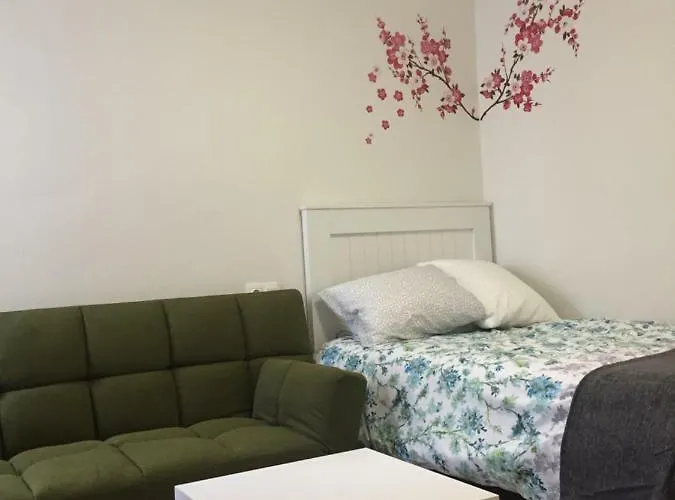 Casa Del Columpio En Pleno Centro De *